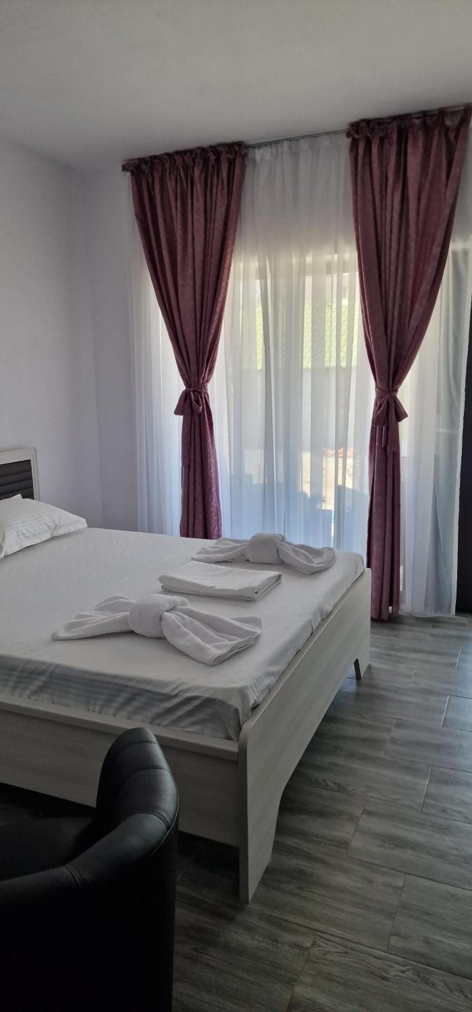 Villa Eliada Tuzla Eksteriør billede